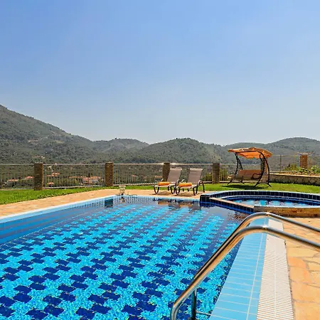 Villa Tireda Tria *