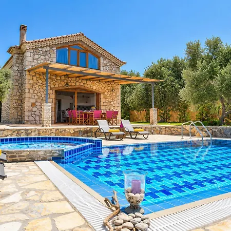 Tireda Tria Villa Marathias (Zakynthos)
