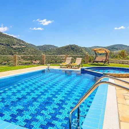 Tireda Tria Villa *