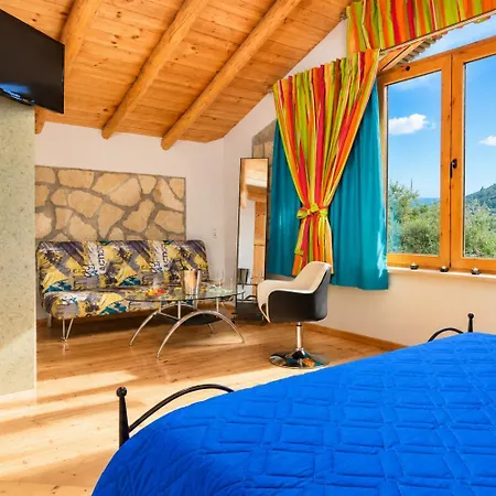 Villa Tireda Tria *